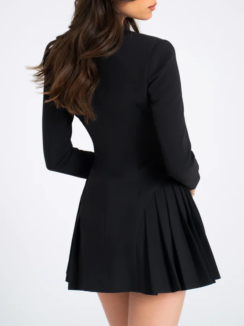 Vestido mini elegante negro con cuello en V y pliegues