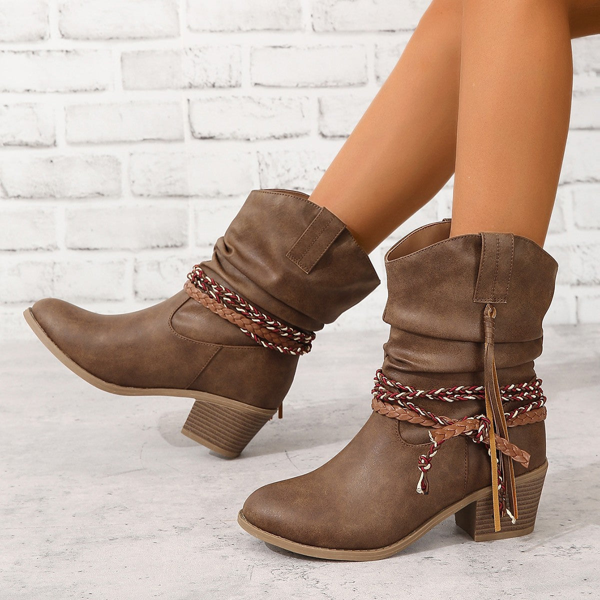Botines vintage de estilo vaquero con borlas