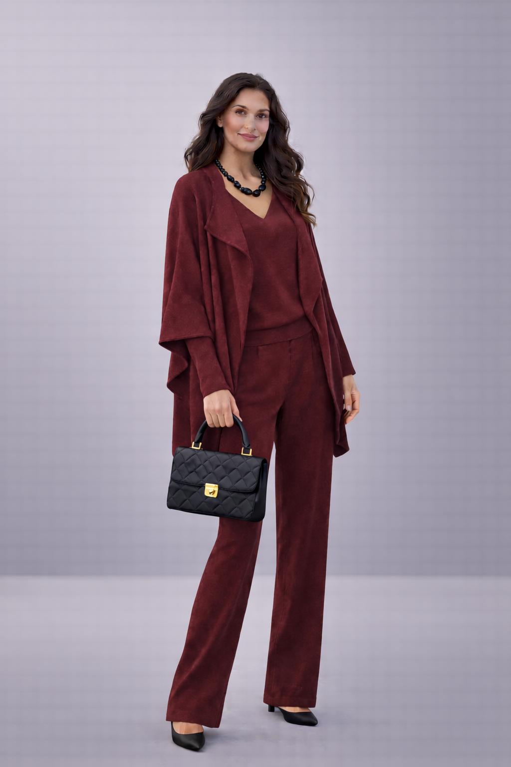 Il Completo Donna 3 Pezzi LOFOTEN è pensato per chi cerca un look casual ma elegante, adatto sia all’ufficio sia al tempo libero. Il punto di forza è la combinazione di comfort, grazie all’elastico in vita, e tessuto in lana morbida.</p>